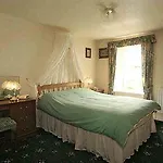 Rusland Pool Hotel Bouth