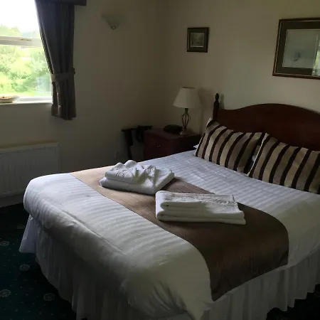 Rusland Pool 3* Bouth