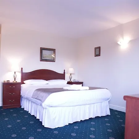 Rusland Pool Hotel