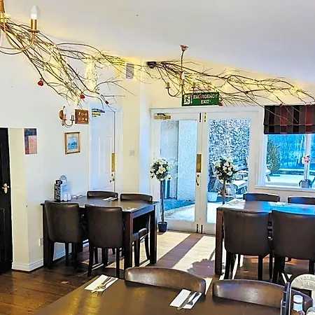 Rusland Pool Hotel 3*