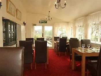 Rusland Pool 3* Bouth