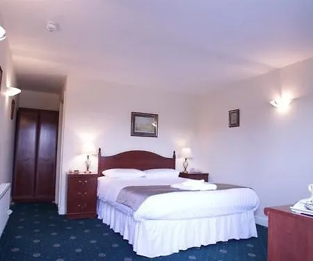 Rusland Pool 3* Bouth