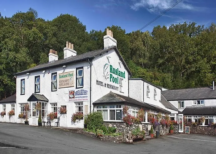 Rusland Pool Hotel