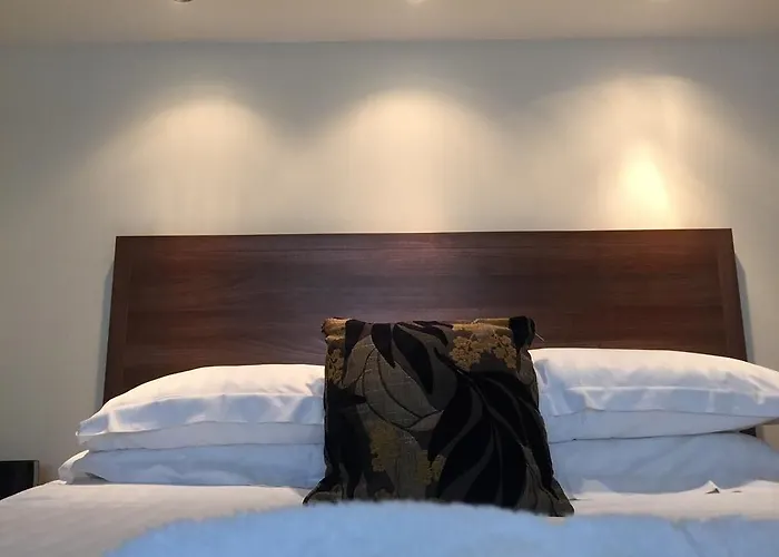 Rusland Pool 3* Bouth