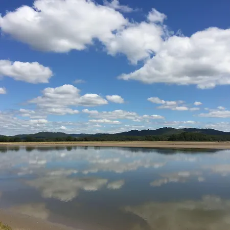 Rusland Pool Hotell Bouth